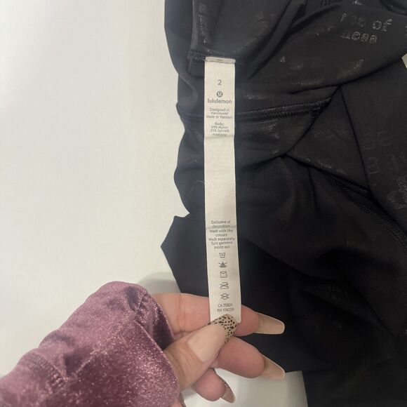 Lululemon Wunder Under High-Rise Crop 23" *Full-On Luxtreme Manifesto Sz 2 - Picture 5 of 10